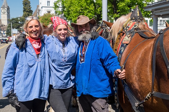 Gina mit Tochter Gianna und Ehemann Wohli